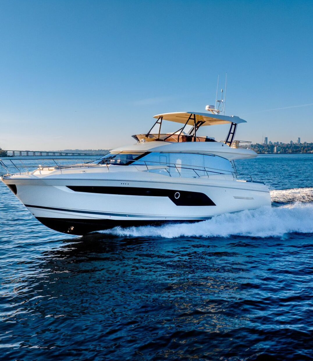 JL Audio entertainment lounge aboard Provocatrix — Seattle yacht charter